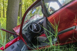 Teško povrijeđen prilikom slijetanja sa puta