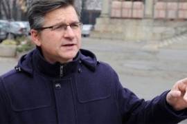 "Velika Britanija tretira BiH kao koloniju"