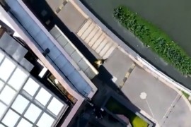 Pecao dronom iz solitera - rješenje za nabavku hrane tokom lokdauna u ...