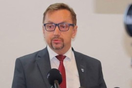Ministar prijavio prijetnju da ga treba "roknut u po glave"