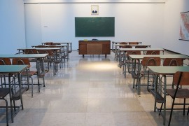 Obrušio se plafon u učionici u Tuzli