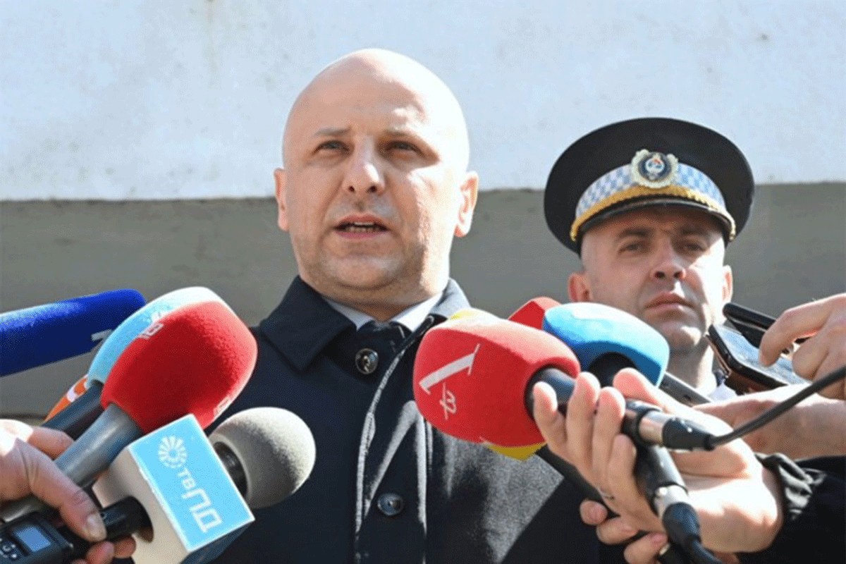 Kostrešević: Policija će češljati i svoje redove, biće još hapšenja
