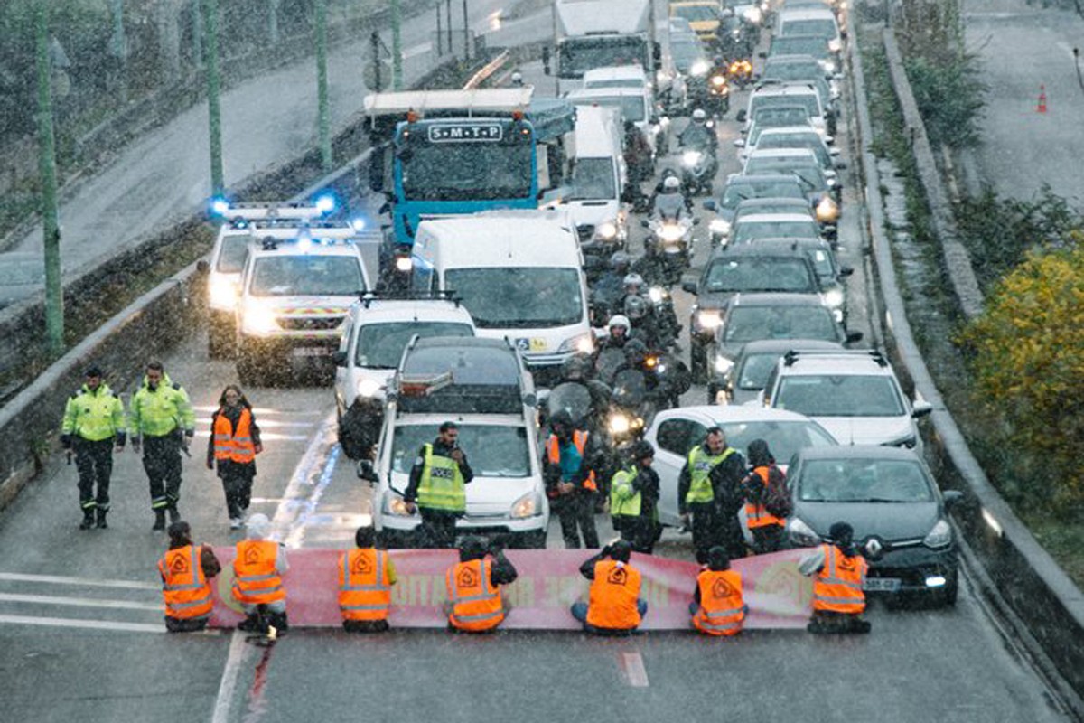 Aktivisti blokirali naftne terminale, uhapšeno više od 80 osoba