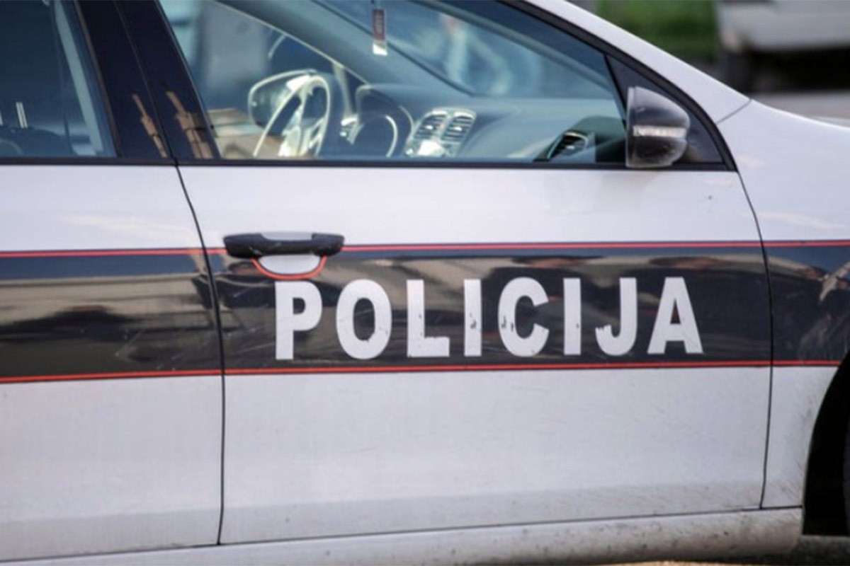 U pretresu pronađeno oružje, municija i droga