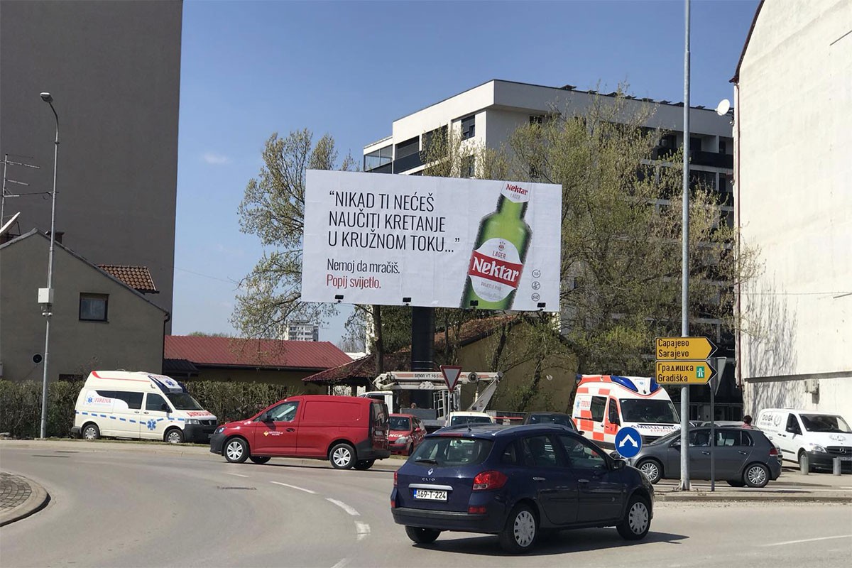 Otkriveno ko stoji iza intrigantnih bilborda u Banjaluci i Beogradu!