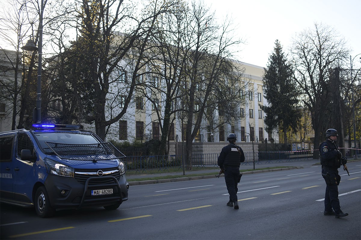 Rumunija apeluje na strpljenje o incidentu kod ambasade Rusije