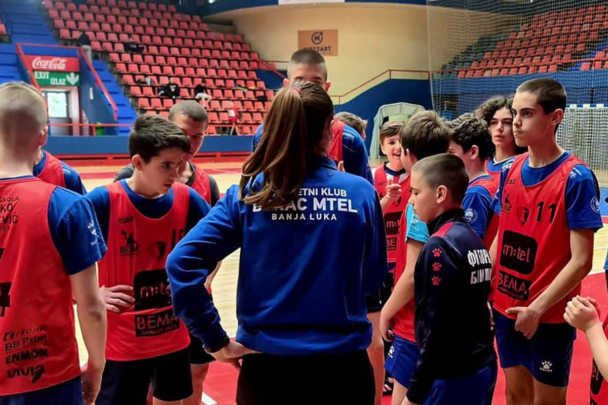 Rukometna liga banjalučkih osnovaca: Dvostruka pobjeda OŠ Branko Radičević
