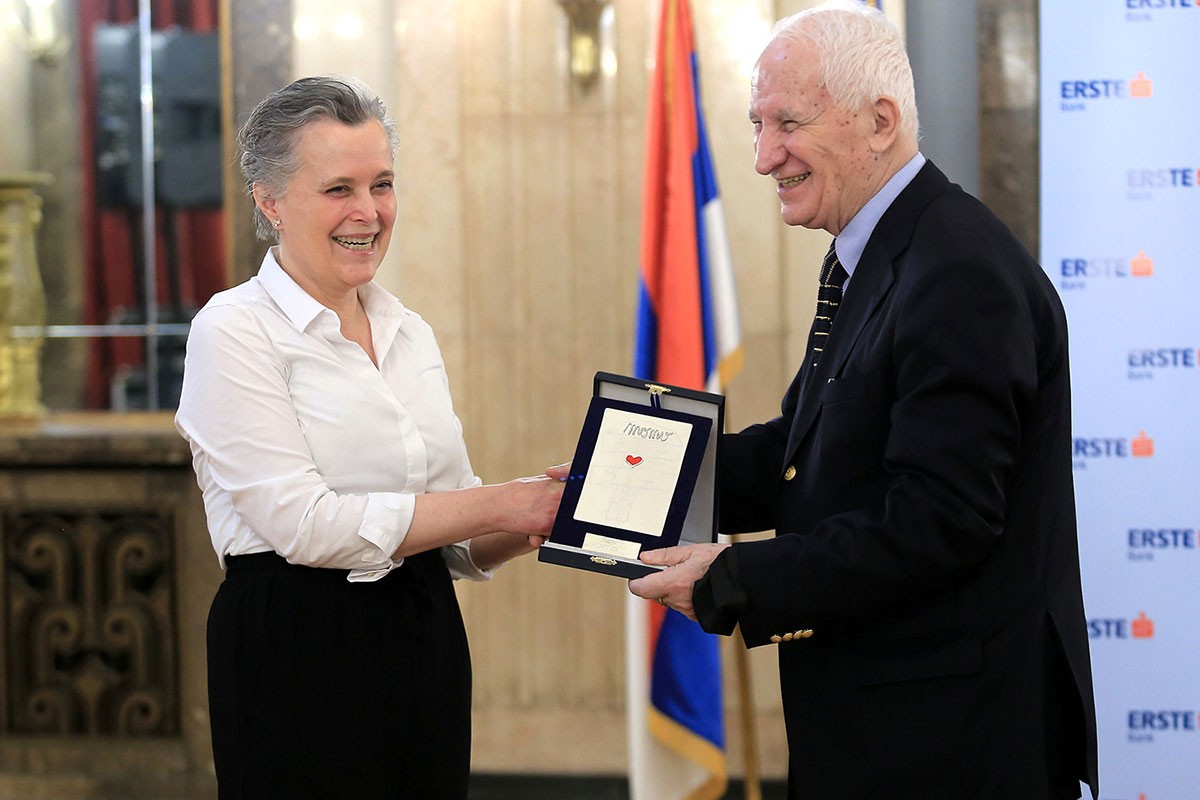 Vesni Goldsvordi uručena nagrada "Momo Kapor"