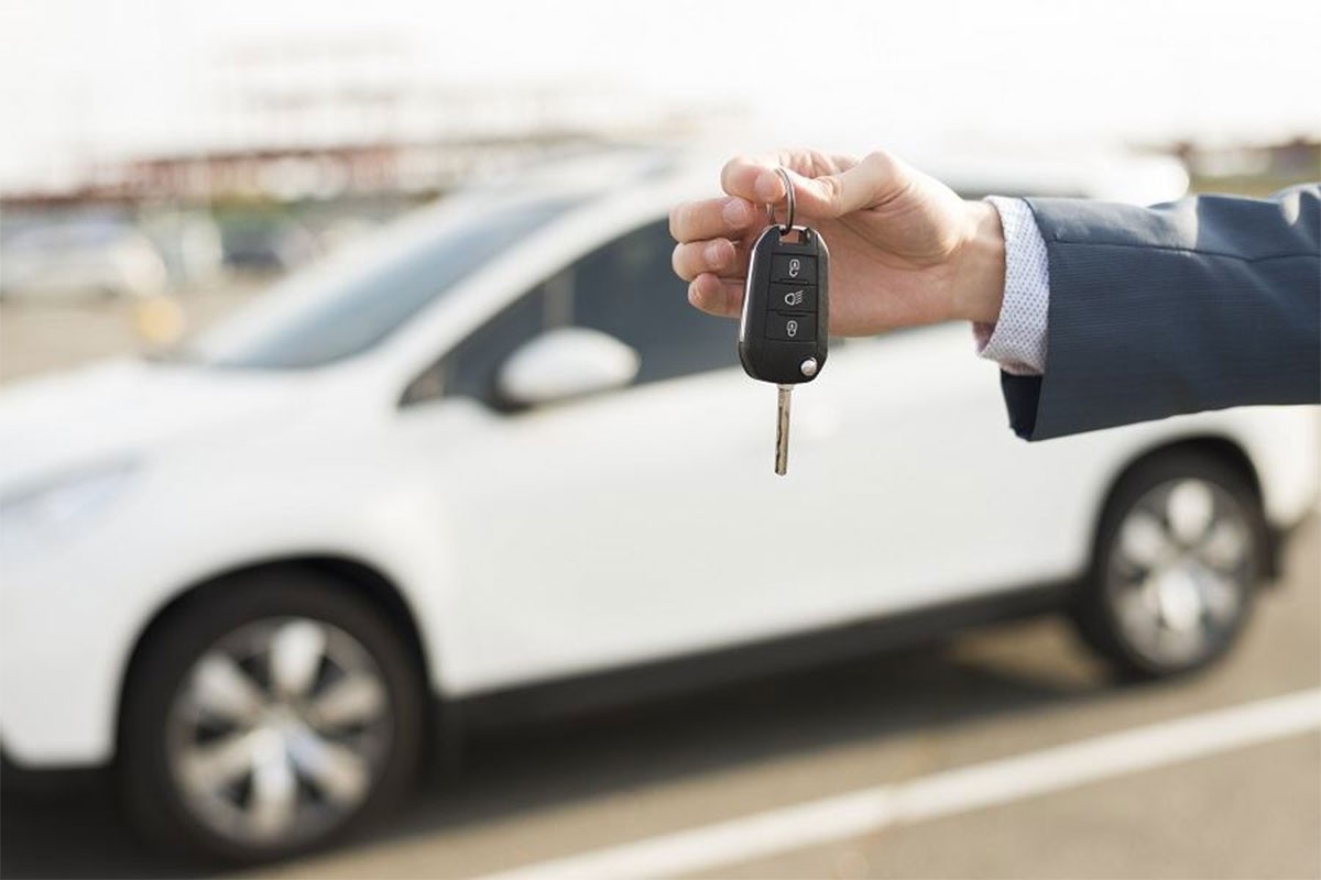 Vic dana: Službeni auto
