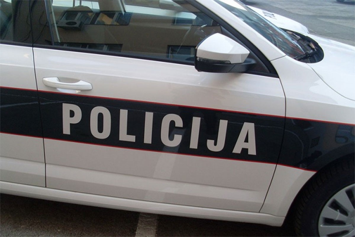 Dvoje povrijeđenih u slijetanju golfa