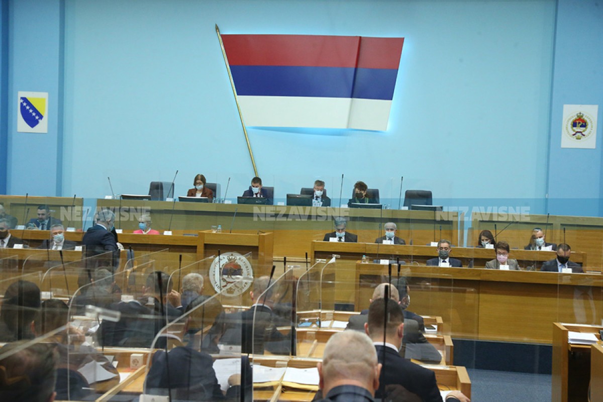 Usvojen zakon o povećanju primanja korisnika prava iz socijalne zaštite