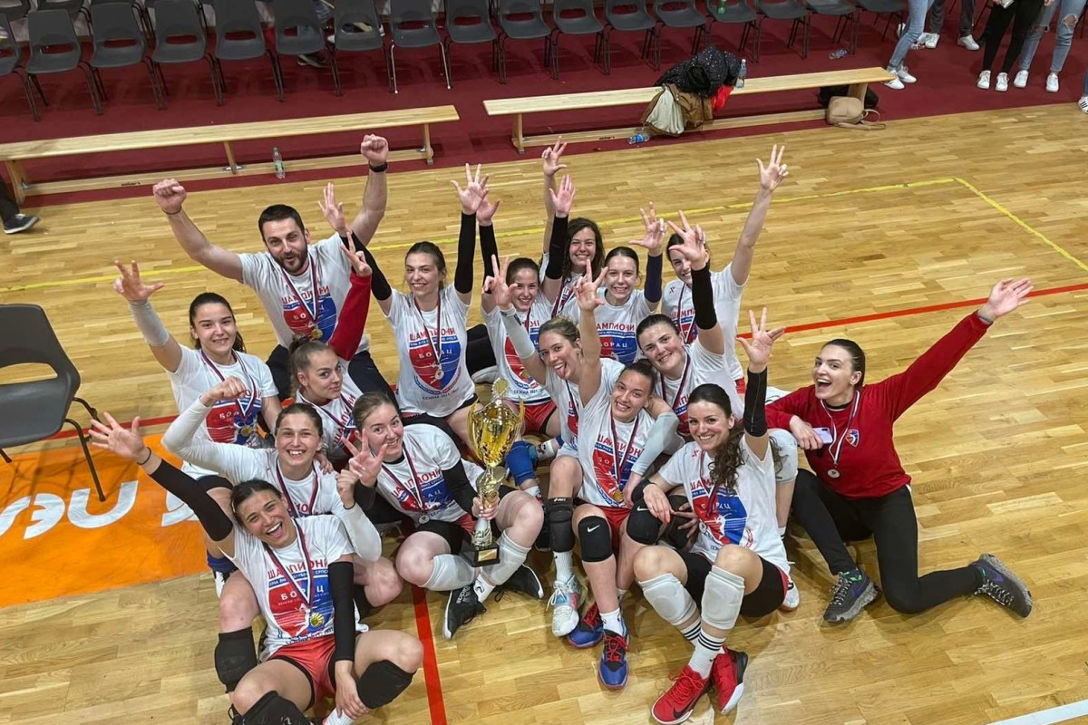 Odbojkašice Borca podigle pehar i proslavile ulazak u Premijer ligu
