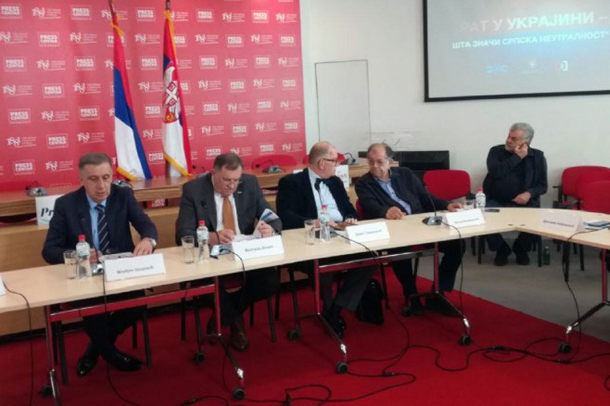 Počela tribina "Rat u Ukrajini - šta znači srpska neutralnost", prisustvuje i Dodik