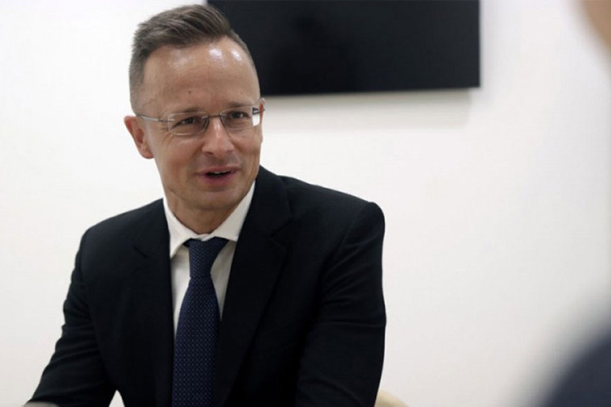 Sijarto: Ne planiramo da podržimo sankcije za ruski gas i naftu