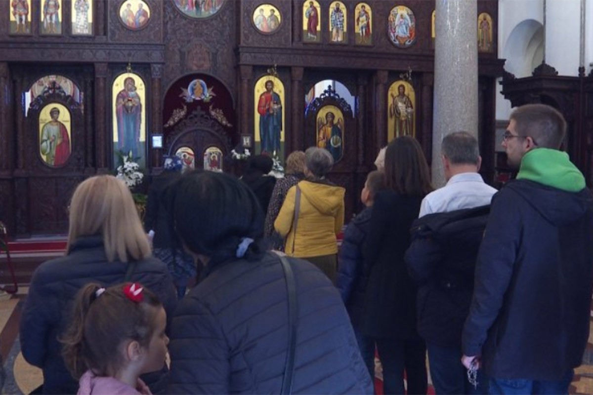 Episkop Јefrem služio večernje bogosluženje u Hramu Hrista Spasitelja