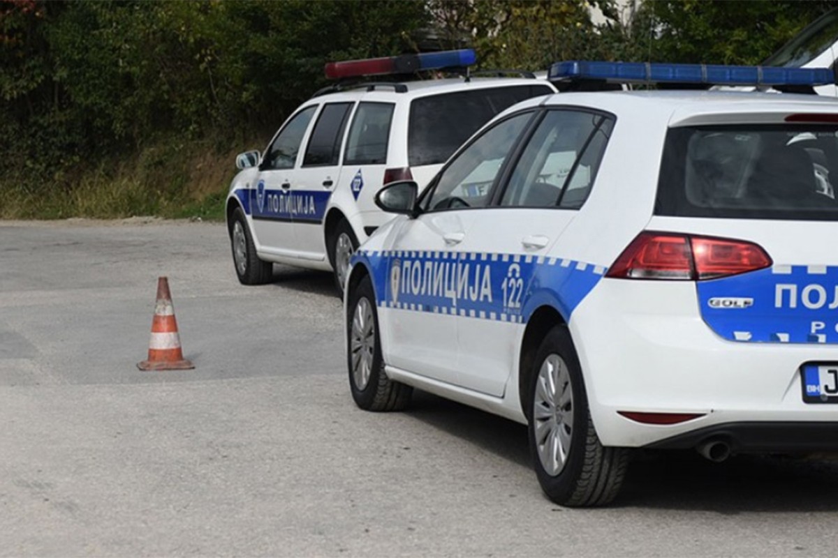 Šestoro povrijeđeno u sudaru više vozila, među njima i maloljetnici