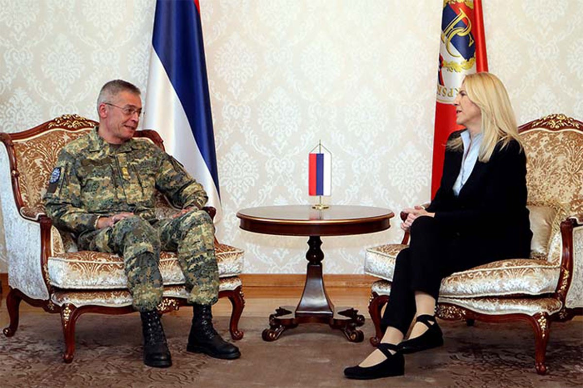 Cvijanović sa Veselim: Institucije Srpske za mir i očuvanje nadležnosti