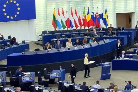 EU predstavila šesti paket sankcija - embargo na rusku naftu