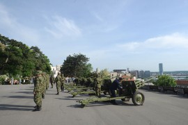 Počasna paljba na Kalemegdanu povodom Dana pobjede