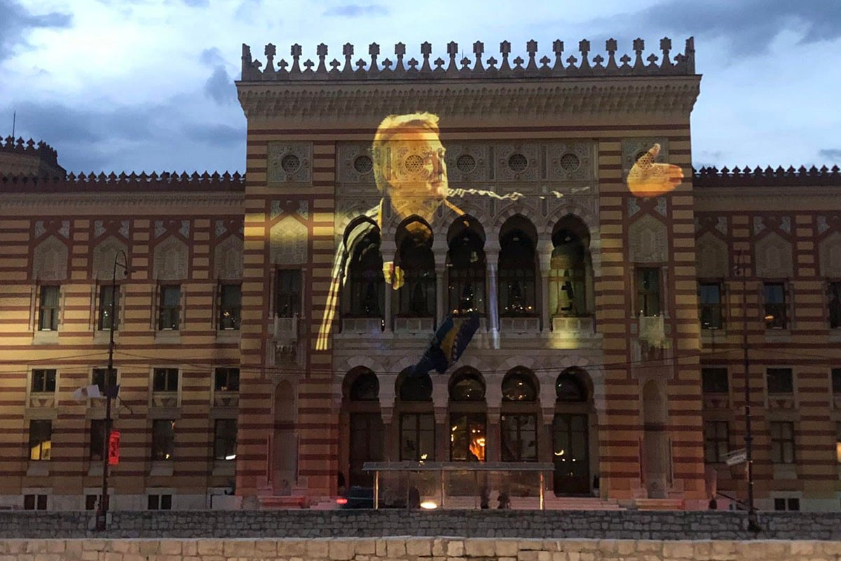 Projekcijom na sarajevskoj Vijećnici odata počast legendarnom Švabi
