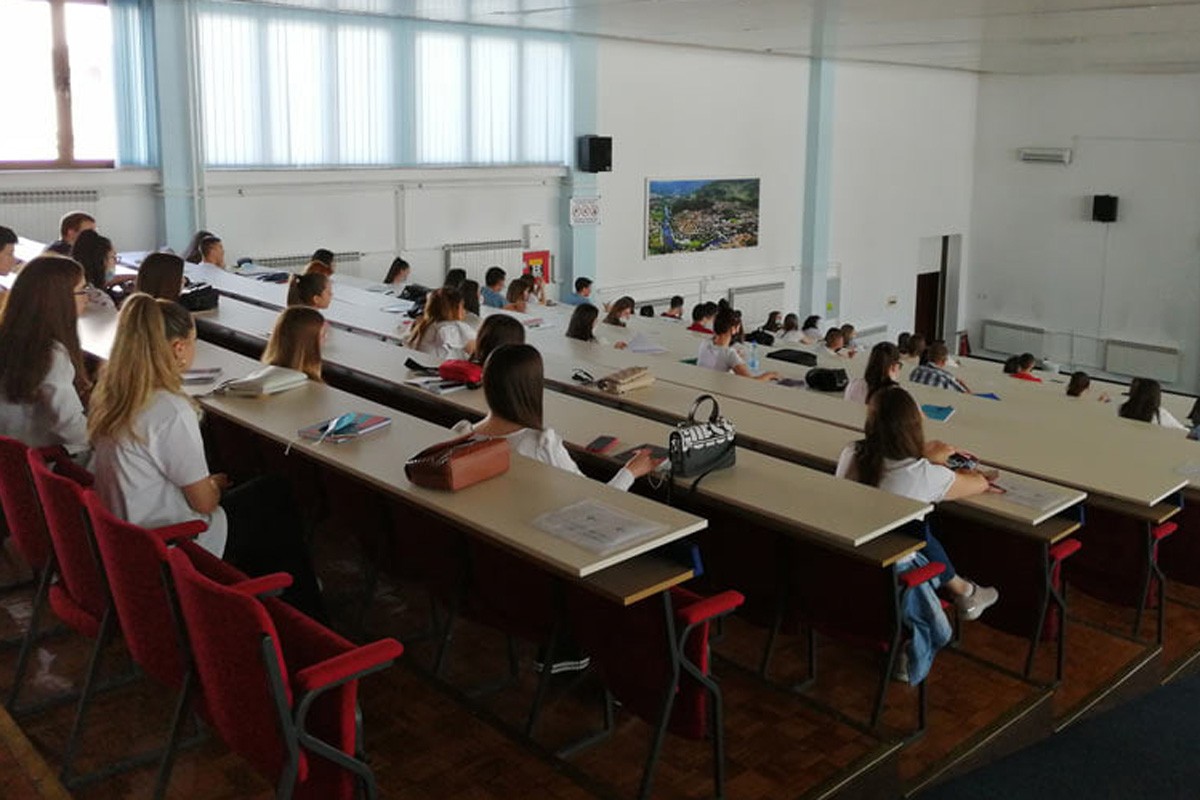 BiH na regionalnom začelju po broju akademskih građana