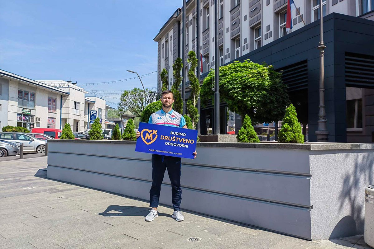 Humanost nas spaja: Mozzart podržao mlade iz Kozarske Dubice