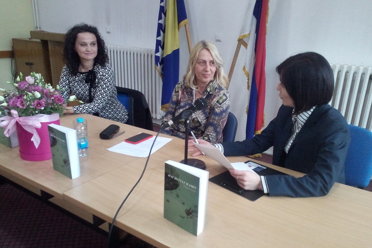 "Zrno šećera u slaniku", roman o razlikama koje spajaju