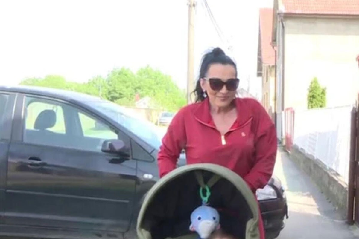 Goca Božinovska pokazala unuka