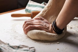 Tri sastojka koja profesionalci dodaju kako bi pecivo bilo mekano