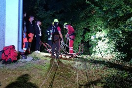Žena noćas pala u ponor u Ogulinu, HGSS objavio slike spasavanja