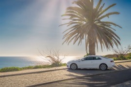 Koje stvari ne treba ostavljati u automobilu ljeti i zašto