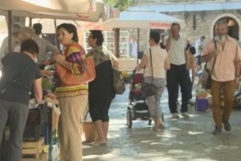 Kako se Trebinjci, koji ne žive od turizma, nose sa visokim cijenama?