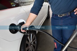 Rezervoar goriva od početka godine skuplji za 70 KM