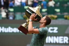 Hurkač lako protiv Medvedeva u finalu Halea