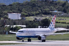 Oštećen avion koji je letio iz Zagreba za Sarajevo, sumnja se da je ...