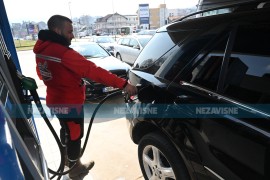 Poziv na bojkot pumpi za vikend zbog nekontrolisanog rasta cijena goriva
