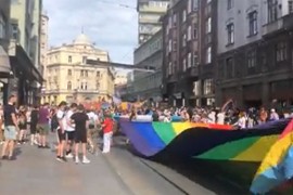 Parada ponosa u Sarajevu: Jake policijske snage osiguravaju skup