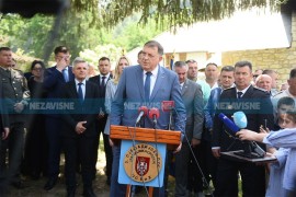 "Pripadnici Trećeg pješadijskog RS puka garant časne tradicije VRS"