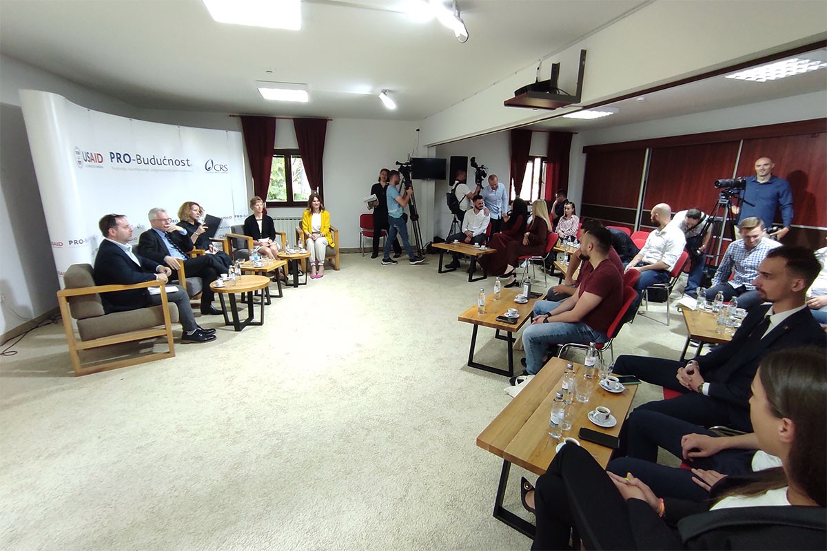 Marfi: Prevazići politiku prošlosti, podjela i straha