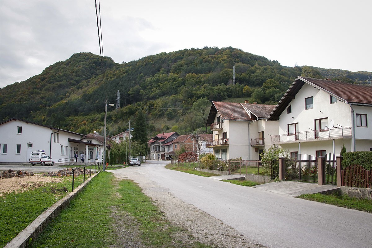 U Јezeru Dan žalosti zbog smrti dvojice devetnaestogodišnjaka