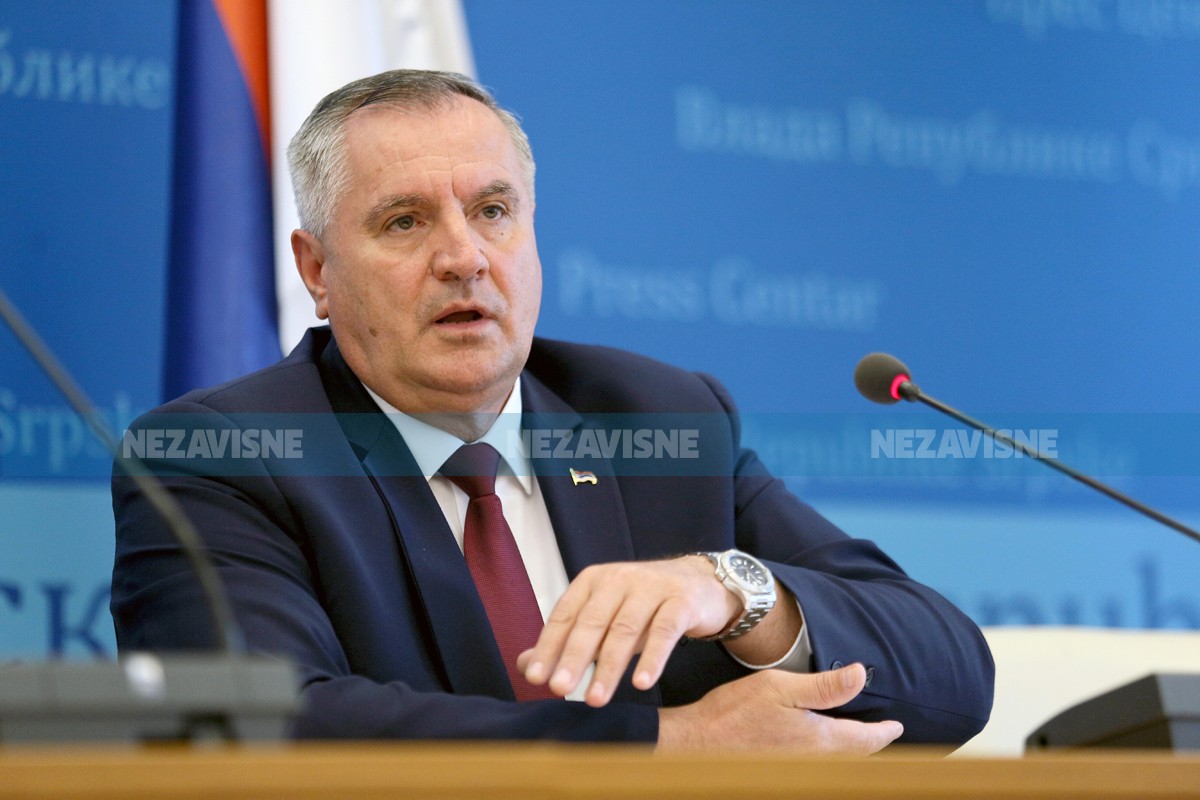 Višković: Zabranom izvoza ogrevnog drveta štitimo domaće stanovništvo