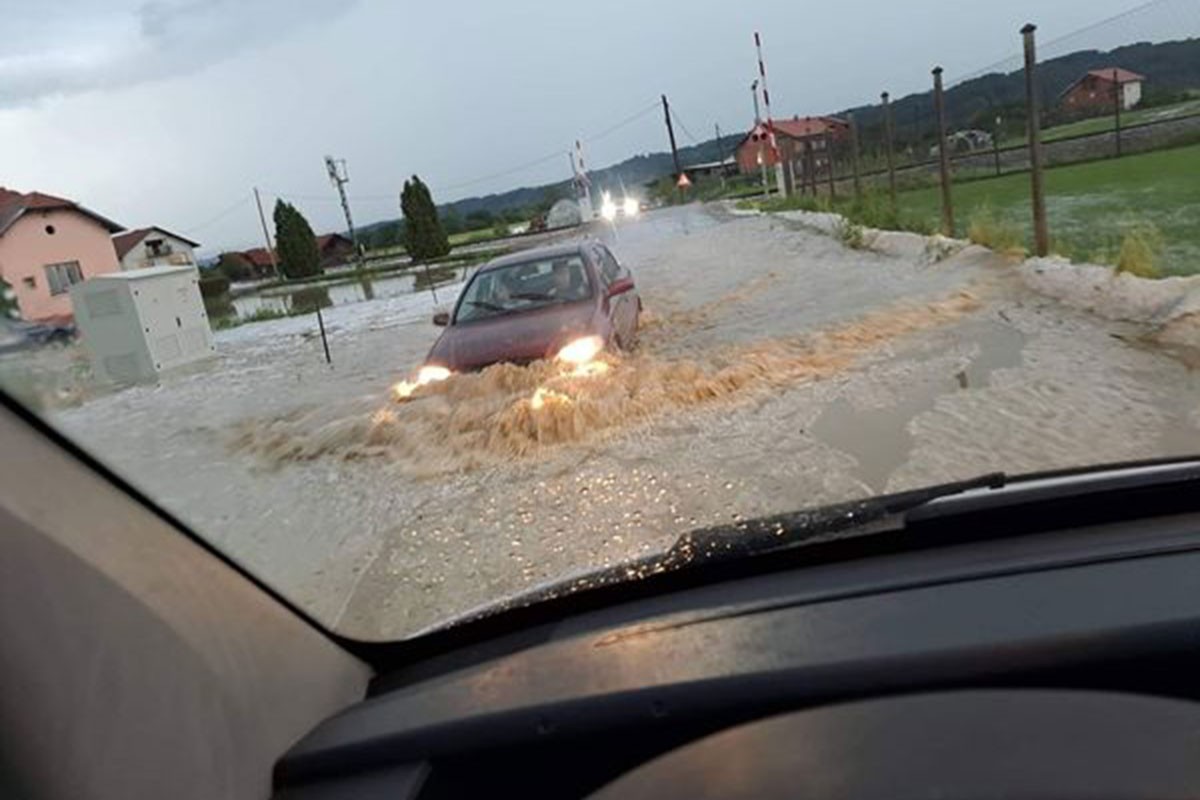 Obilna kiša i grad u Hrvatskoj
