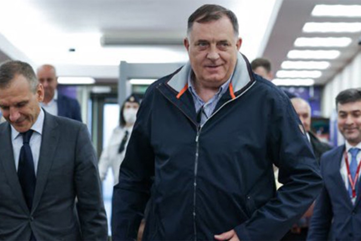 Dodik stigao u Sankt Peterburg