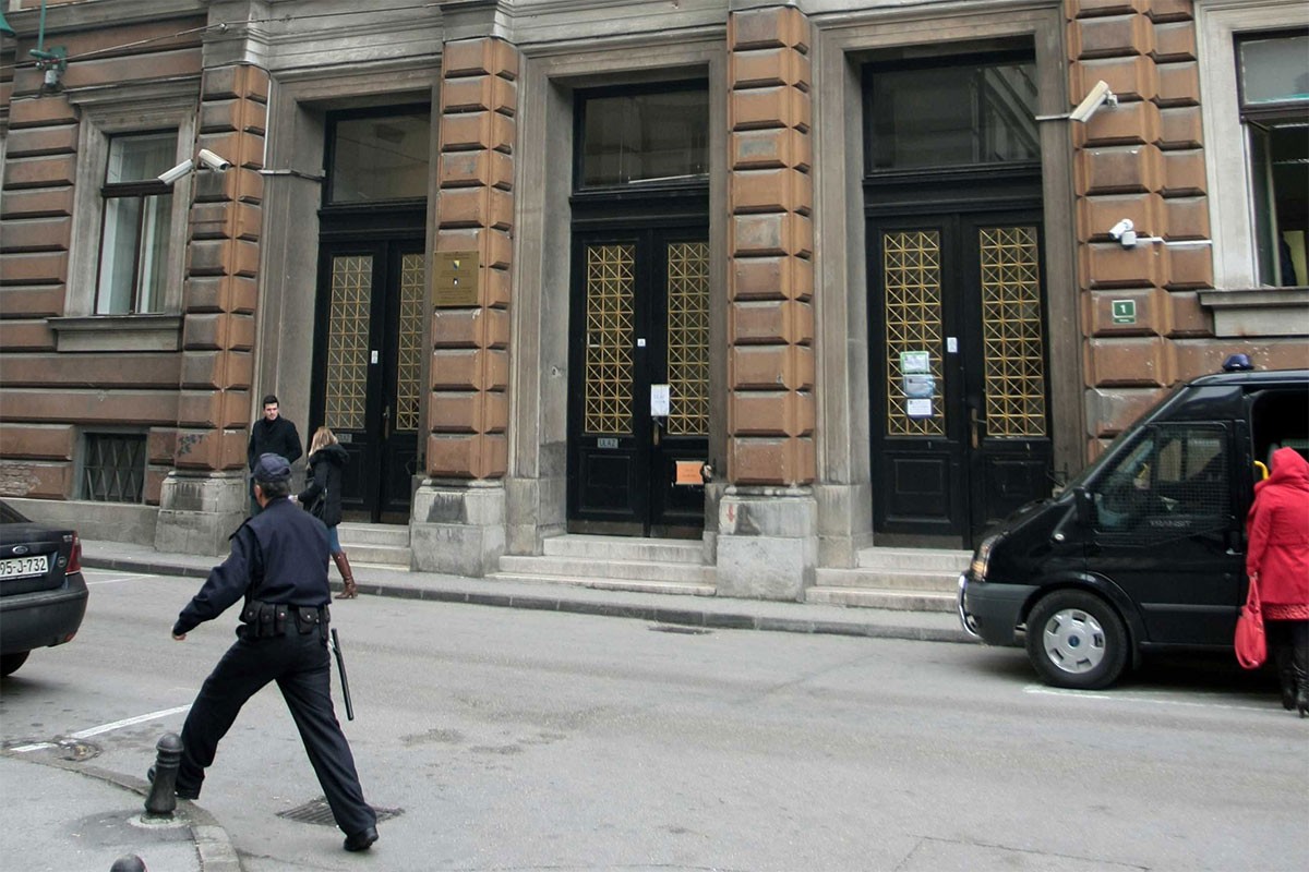 Zbog dojava o bombama u Sarajevu uhapšena jedna osoba