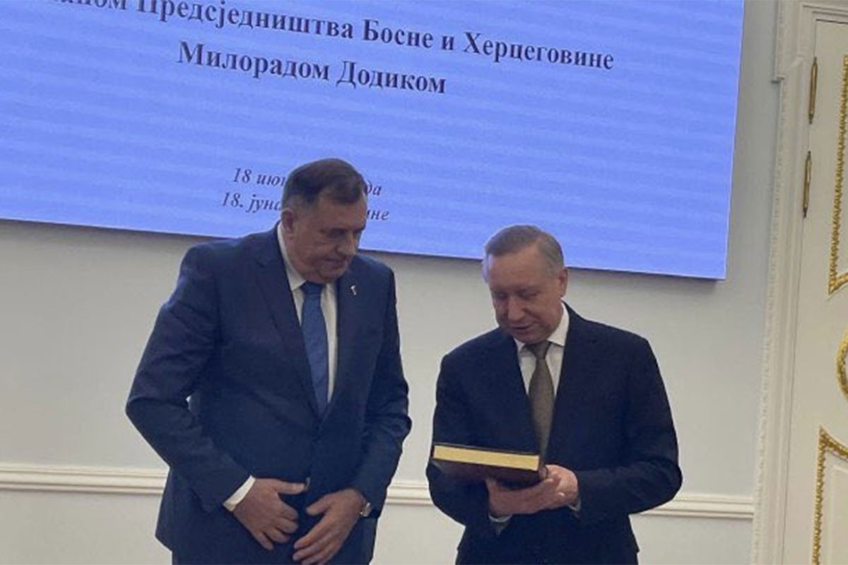 Sastali se Dodik i Beglov: Organizovati zajednički forum Srpske i Sankt Peterburga
