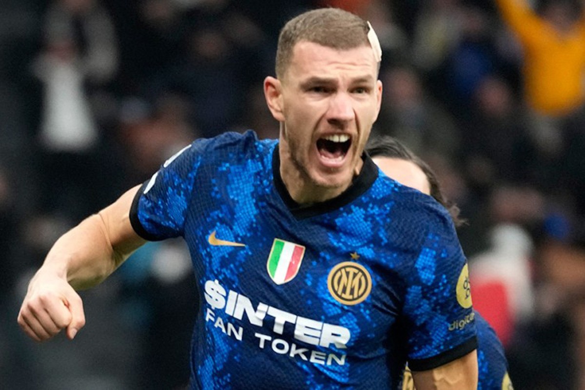 Džeko pred transferom karijere, Real Madrid želi napadača "zmajeva"