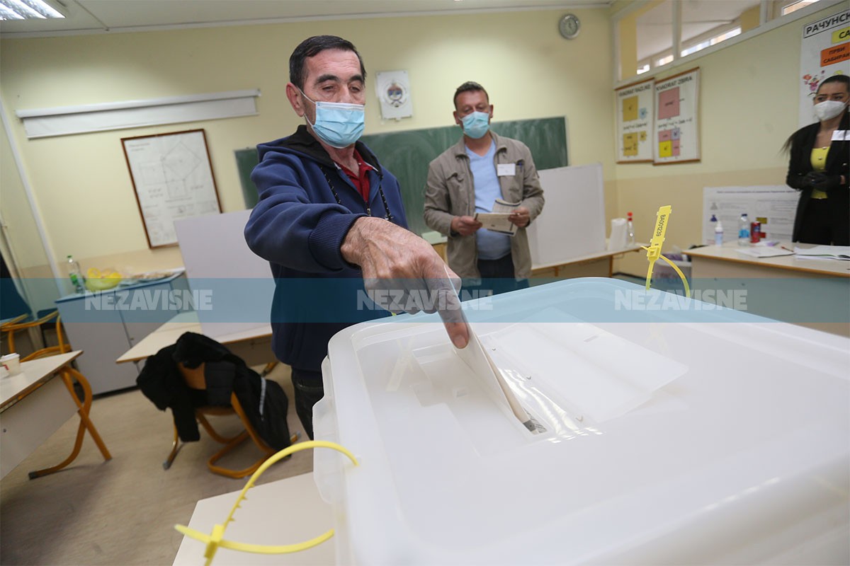 Stare teme dominiraće u novoj izbornoj kampanji