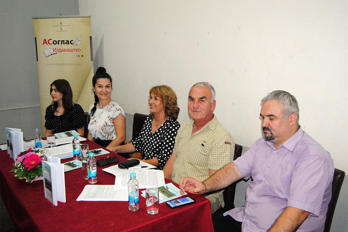 Predstavljena knjiga "Šarena ptica" Vinke Borovine