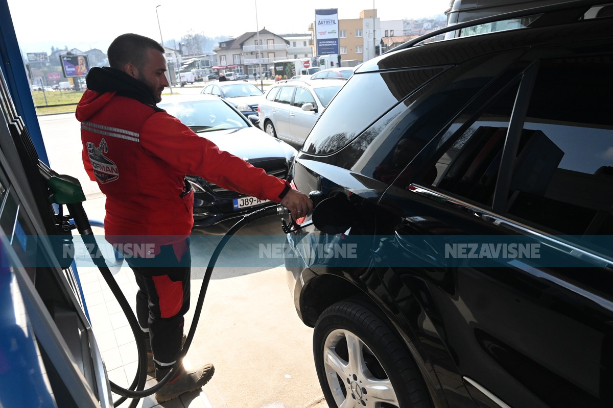 Poziv na bojkot pumpi za vikend zbog nekontrolisanog rasta cijena goriva