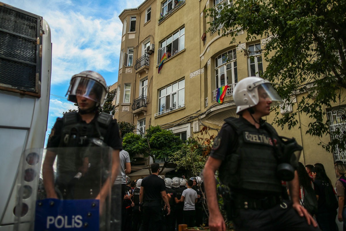 Policija spriječila Paradu ponosa u Istanbulu, desetine privedene